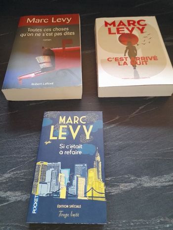 Marc Levy:( 3 livres)