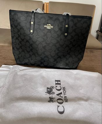 Sac Coach New York Noir – Modèle Tote / Fourre-tout – Neuf