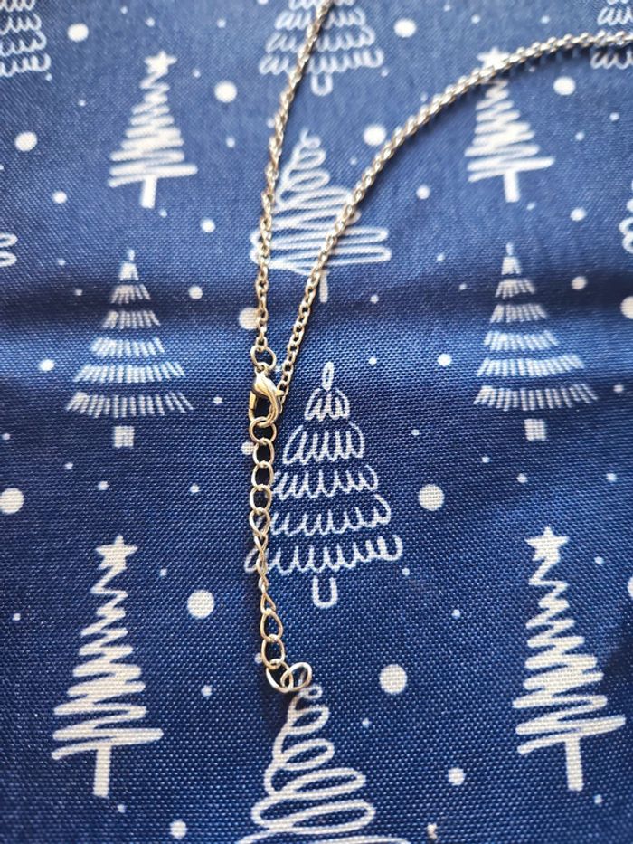 Collier stitch fleur ohana pas de vinted go - photo numéro 3