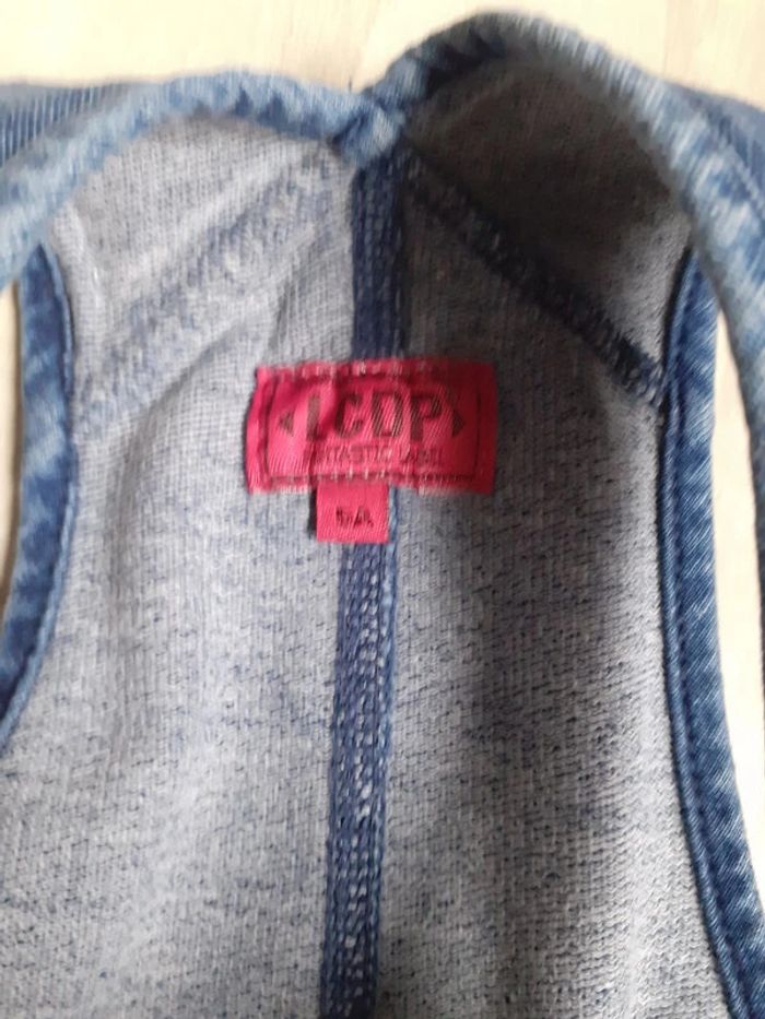 Robe et tee-shirt 5 ans - photo numéro 4