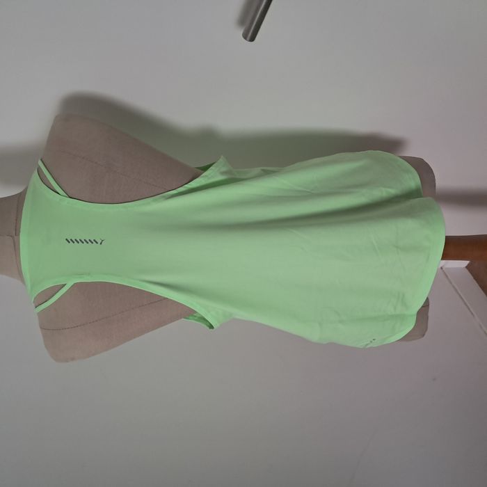 Débardeur Vert Femme Puma Run Cloudspun Sport Taille S col rond Sans manches - photo numéro 3