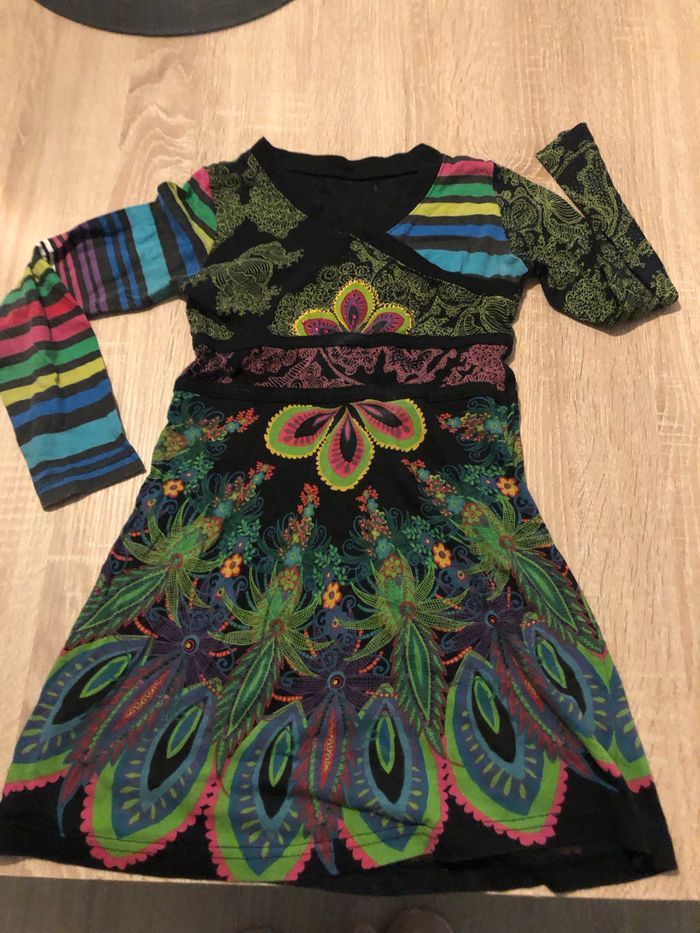 Robe desigual  3-4 ans