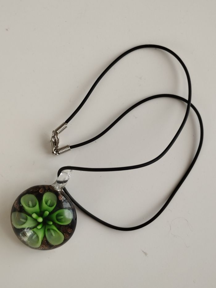 Collier en verre - photo numéro 4