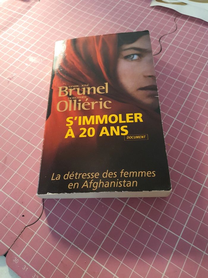 s'immoler à 20 ans
