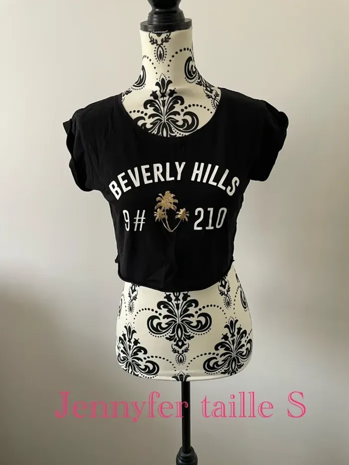 T-shirt court crop top Jennyfer taille S noir Beverly Hills