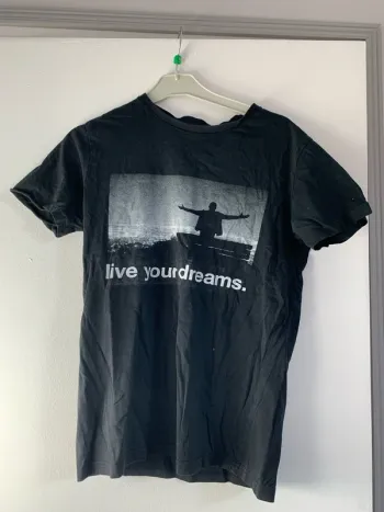 Tee-shirts