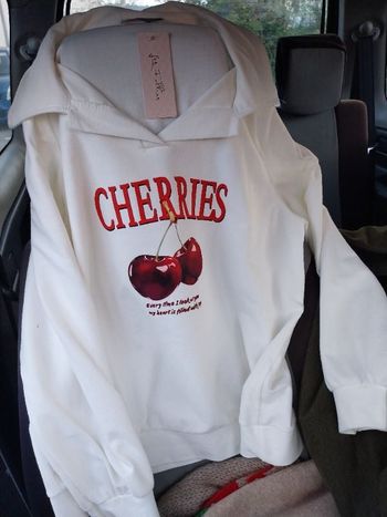 Sweat col chemise Cherry cerises