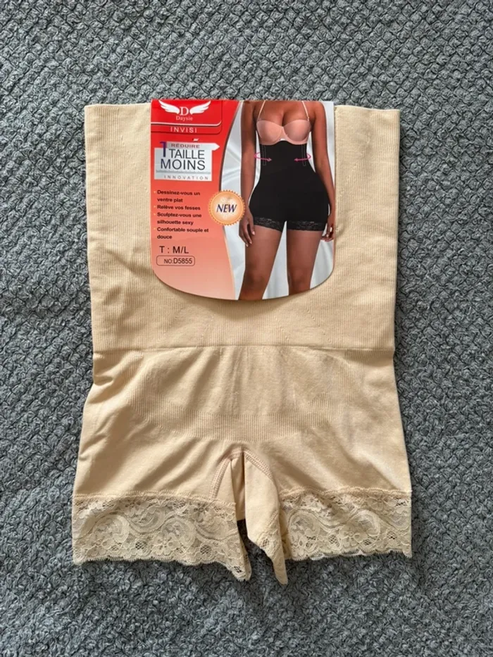 Culotte gainante  ventre plat, relève les fesses, silhouette sexy beige