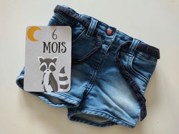 Short taille 6 mois