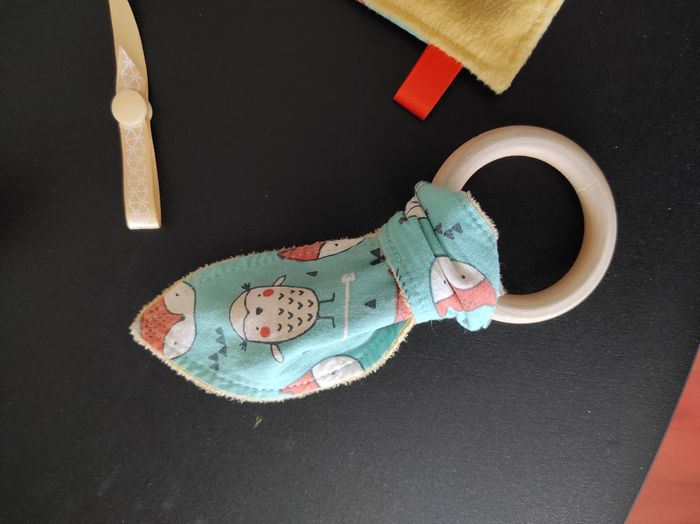 Lot doudous & hochet bébé mixte – Renard (moutarde/vert) - photo numéro 5