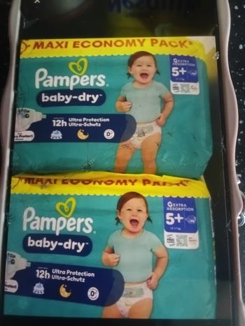 Pampers baby dry  taille 5+(12_17) kg