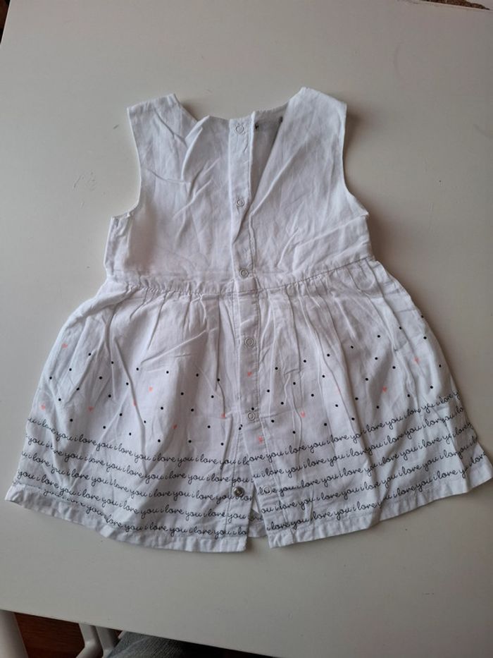 Lot de 2 robes Kiabi légères taille 12 mois - photo numéro 7