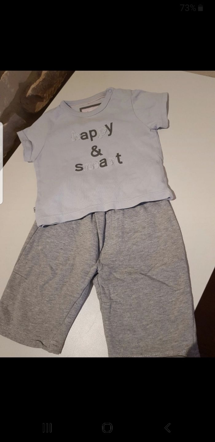 Ensemble bébé taille 6 mois