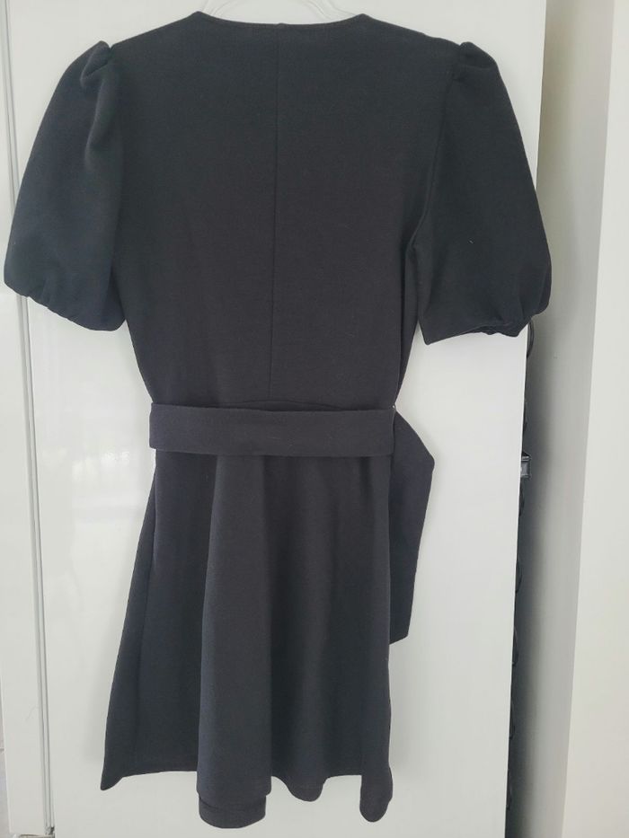 Jolie robe avec ceinture Mango - photo numéro 2