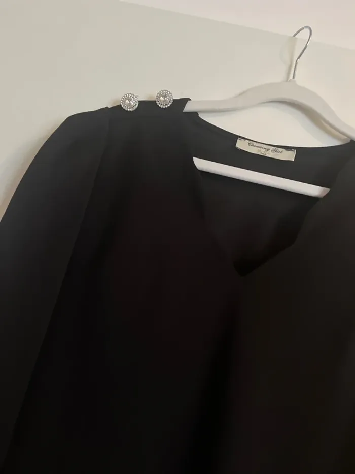 Robe noir strass - photo numéro 2