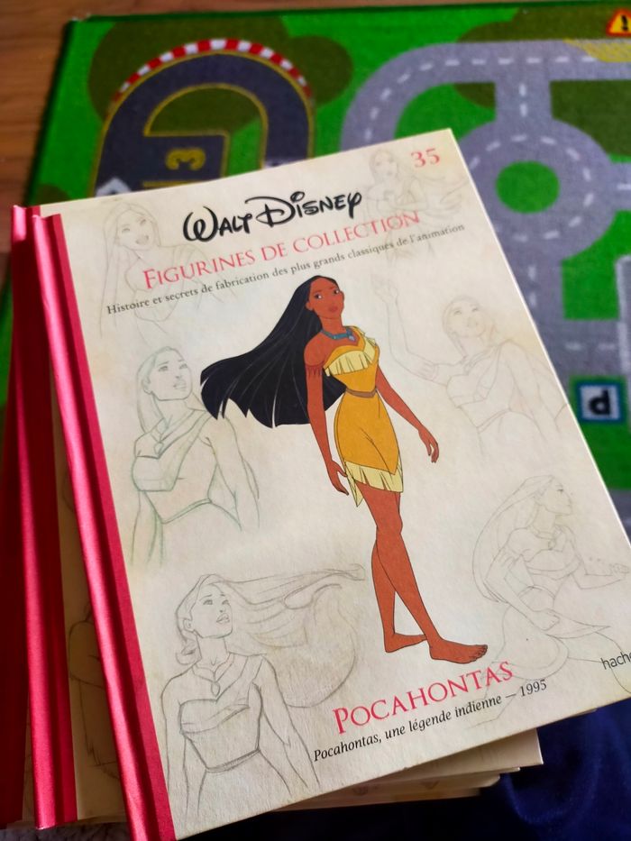 Livre hachette walt disney - photo numéro 2