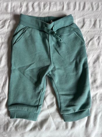 Jogging orchestra taille 6 mois.