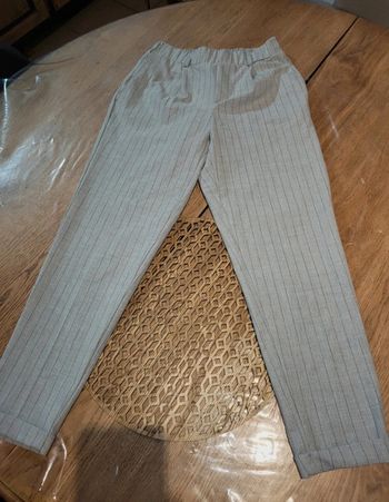 Pantacourt habillée Bershka 36