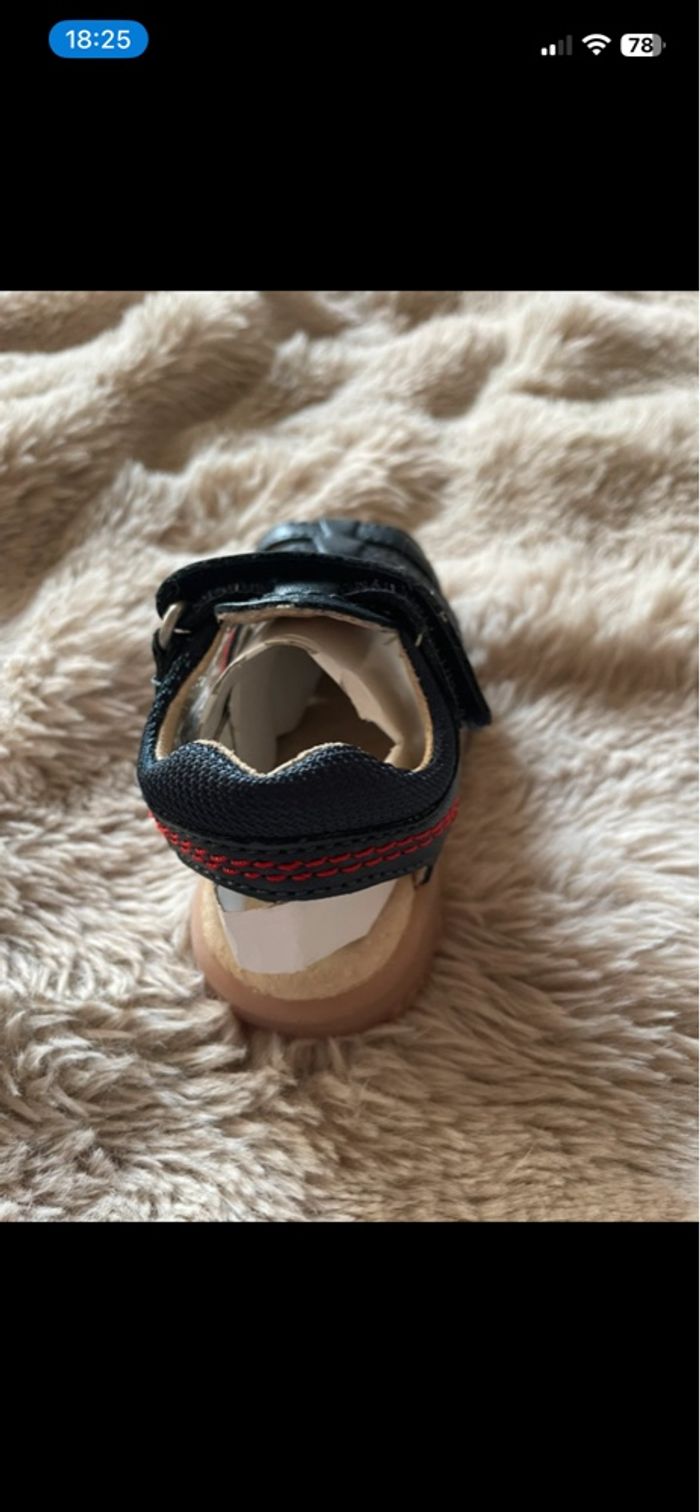 Sandales Kickers Platinium marine neuves – taille 20 - photo numéro 4