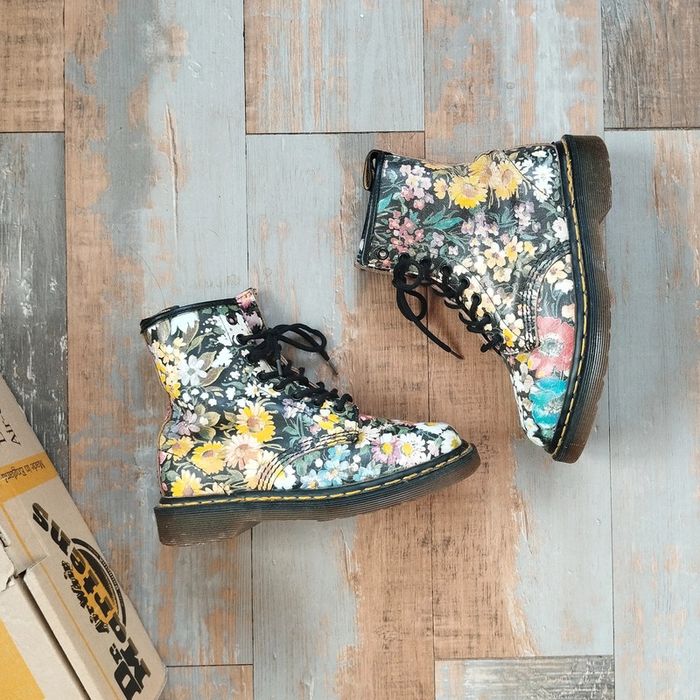Dr. Martens Made in England – Édition Limitée Serena Miller – Pointure 37 (petit) - photo numéro 13