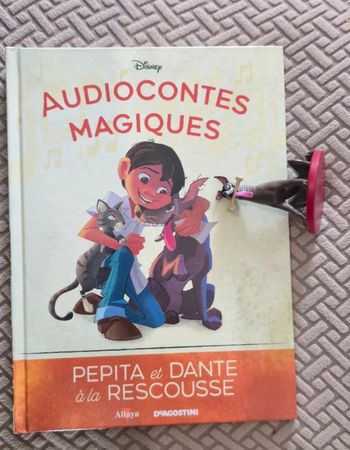Numéro 125 Livre + figurine édition audiocontes Magiques Altaya édition disney audio compte conte