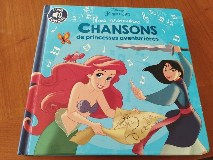 Livre sonore Disney chansons pour princesses guerrières