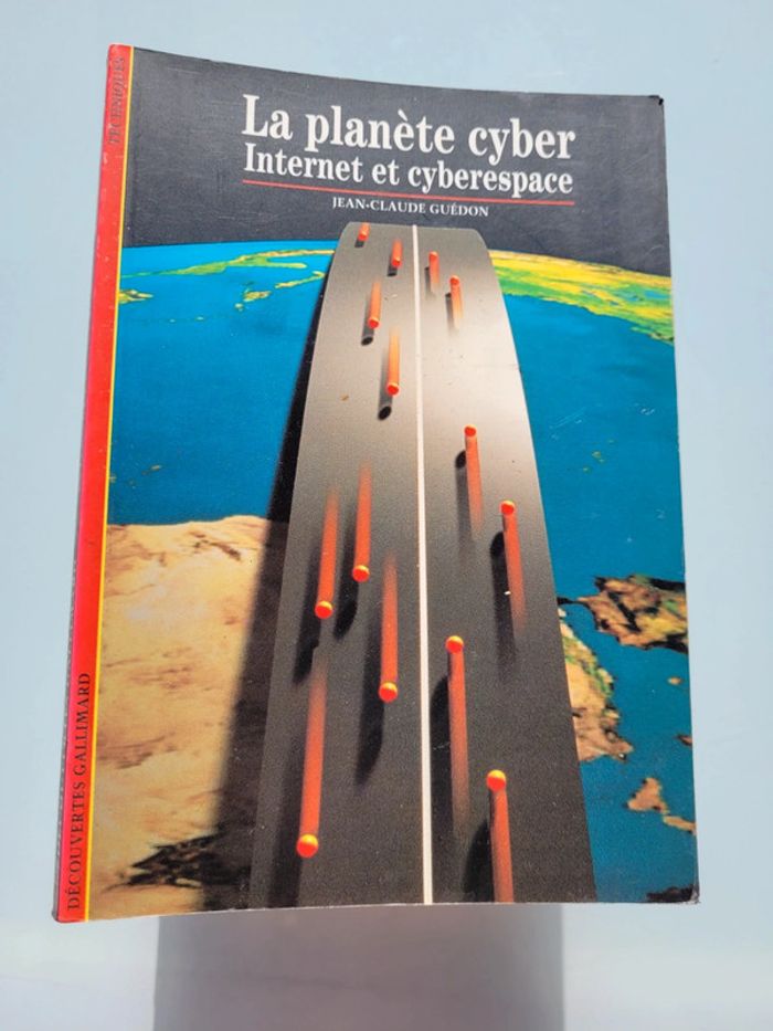 superbe lot de 14 livres Découvertes Gallimard, Nostradamus, Malraux, Sherlock etc - photo numéro 6