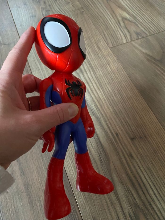 Figurine Spiderman environs 22cm - photo numéro 4