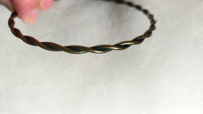 Bracelet rigide torsadé – Collection Sable & Ébène - photo numéro 9