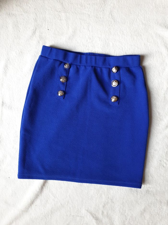 Mini jupe bleu roi à boutons