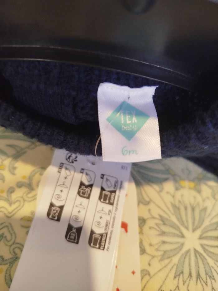 Pyjama+ pull spécial Noël bébé âge 6-9mois - photo numéro 10