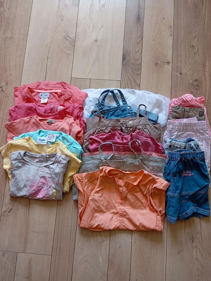 Lot de vêtements taille 18 mois