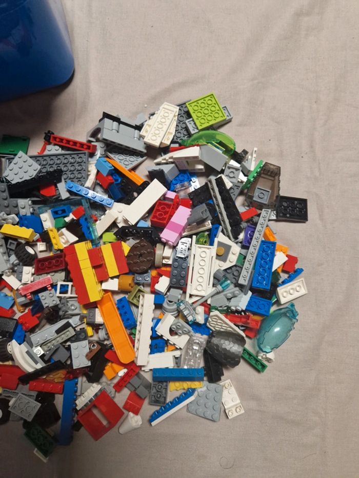 Boîte lego + vrac lego tous univers - photo numéro 4