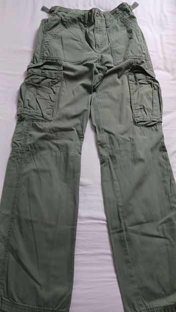 Pantalon femme Cargo vert Bershka Taille 34