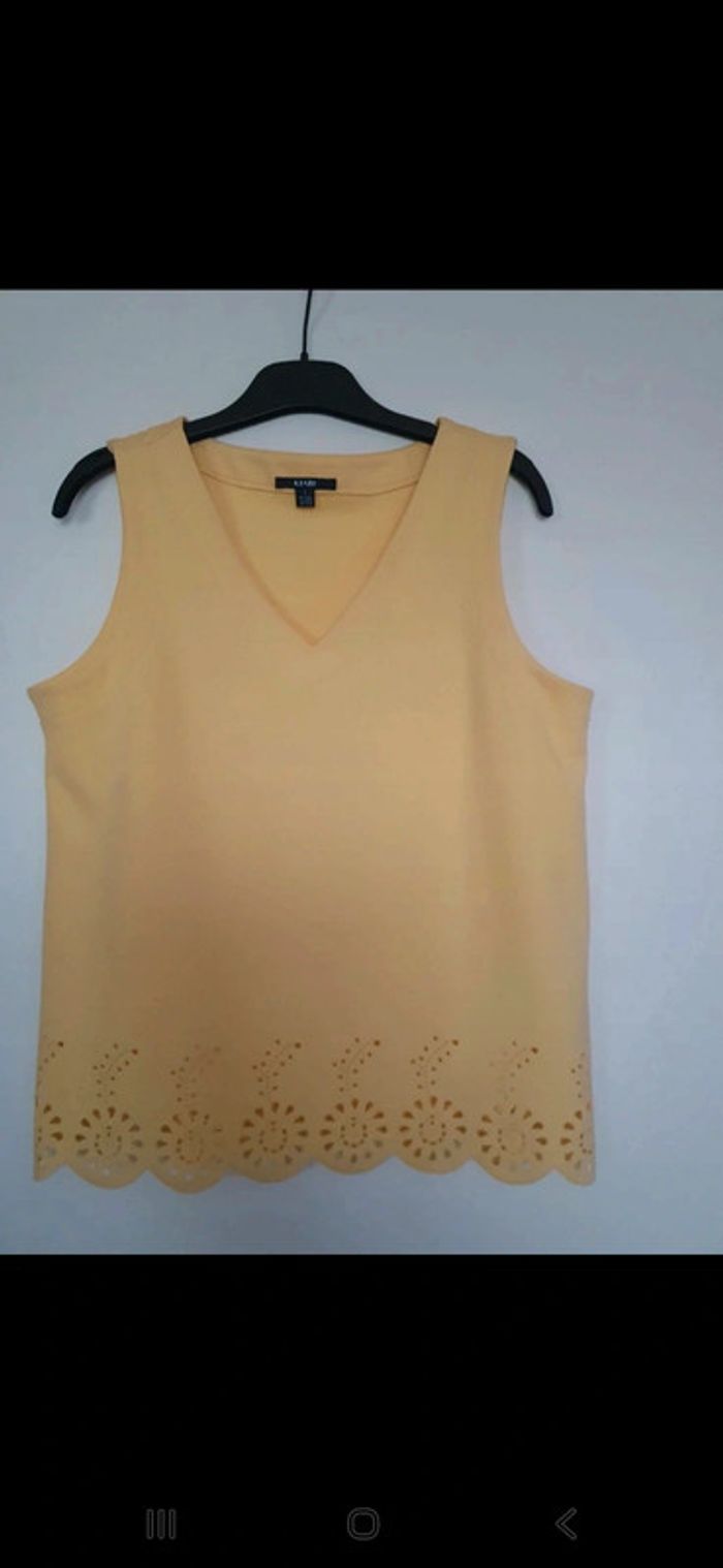 Tshirt sans manches jaune canari