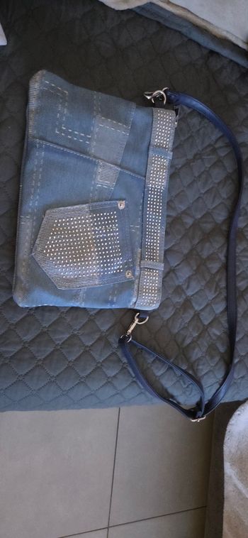 Vend sacoche pour femme