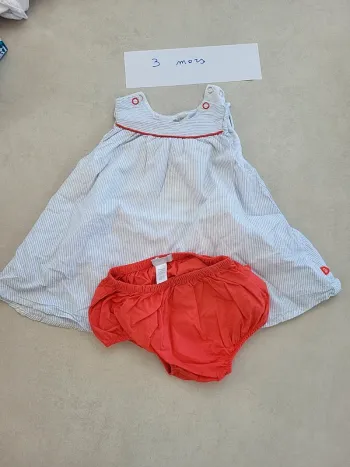 Robe obaibi 3 mois