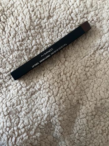 Crayon à lèvre