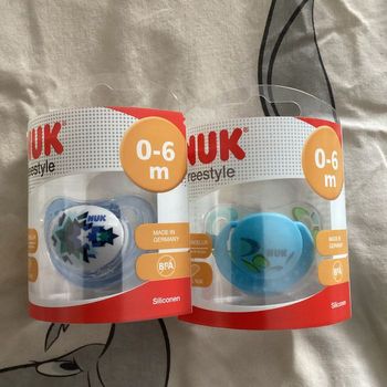 Lot de 2 tétines nuk 0/6 mois