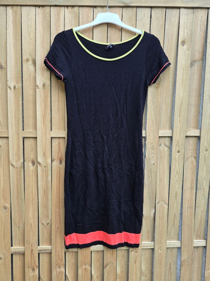 Robe tube color block 🍒Morgan🍒taille L peut convenir aussi au M portée 1 journée