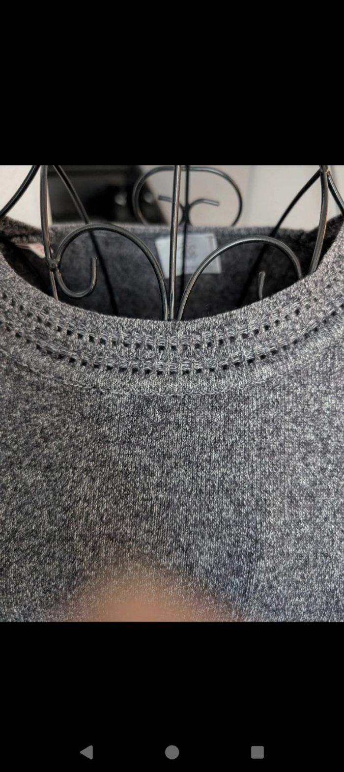 Magnifique pull chassagnard fabrication française en parfait état taille 46 - photo numéro 4