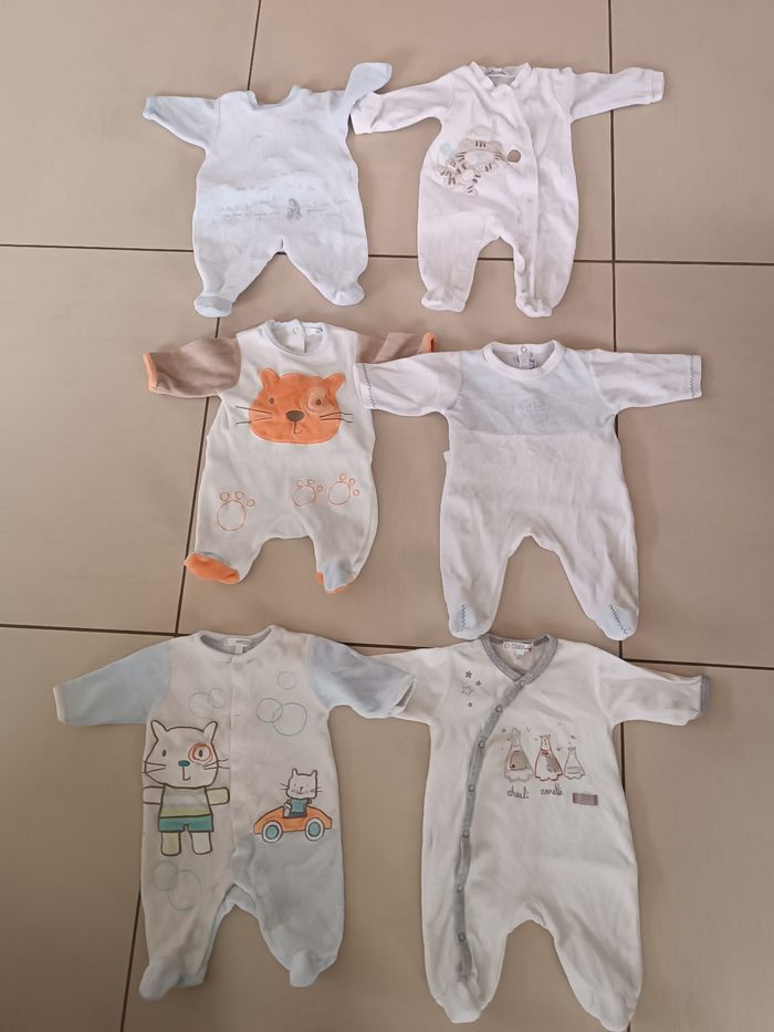 Lot  babygros