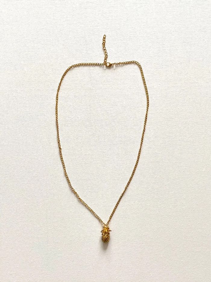 Collier doré ananas 🍍 - photo numéro 2