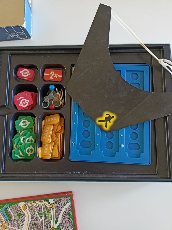 Scotland yard ravensburger complet sans notice - photo numéro 3