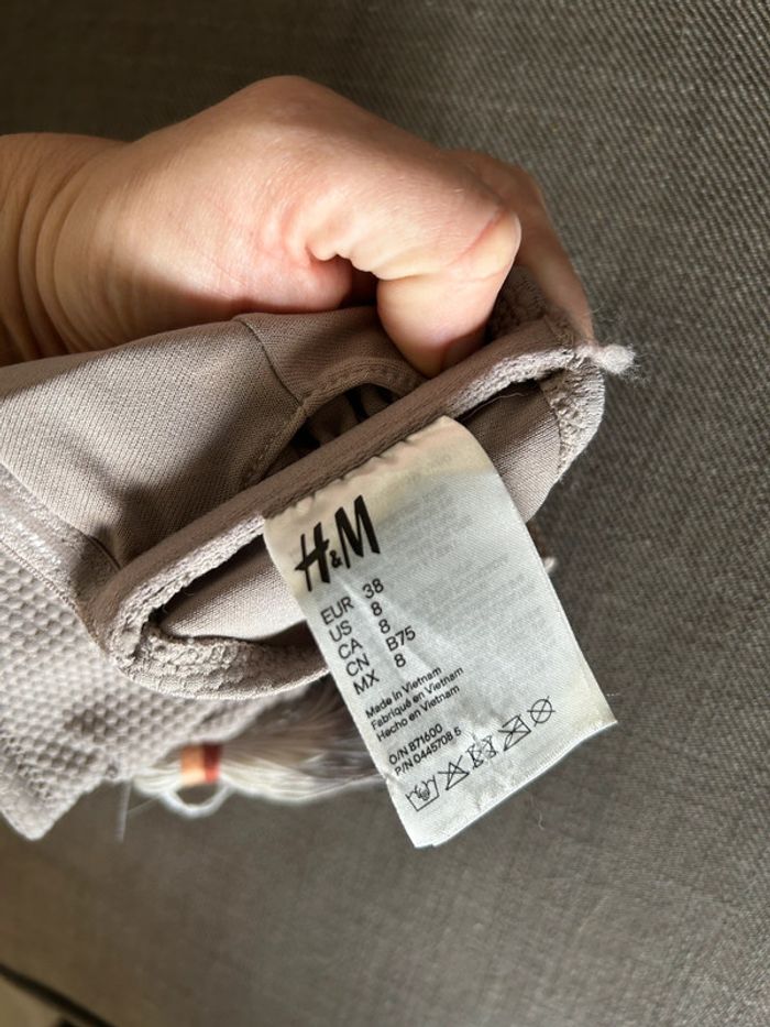 2 hauts de maillot de bain taille S - photo numéro 8