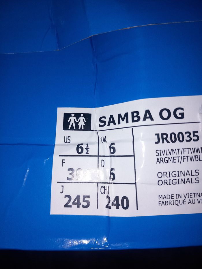 Baskets Adidas Samba Argentées pointure 38 - photo numéro 6