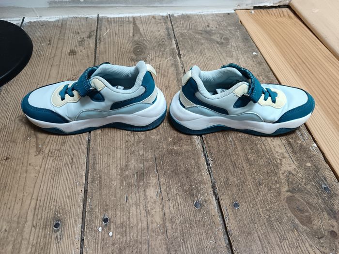Baskets Mickey, taille 29 - photo numéro 2