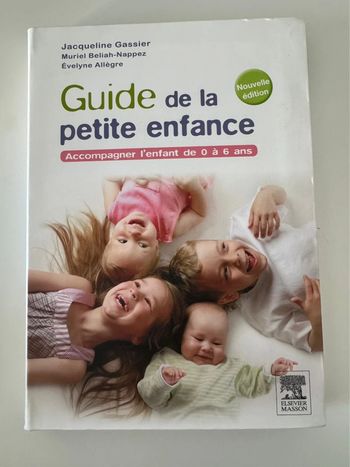 Livre le guide de la petite enfance