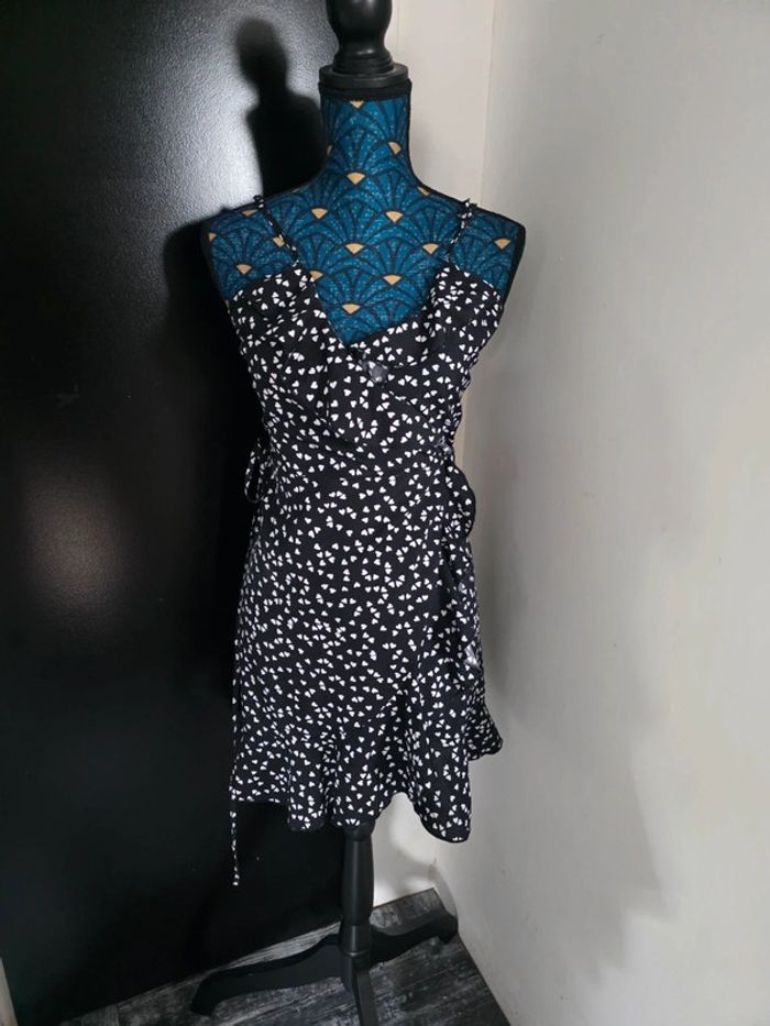Robe shein noir et blanche