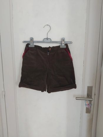 Short marron velours Taille 8 ans
